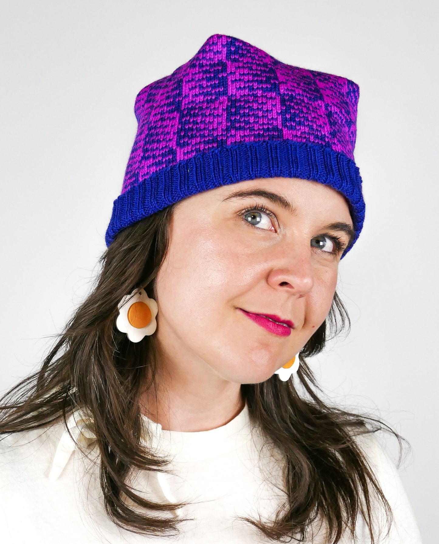 Gradient Checkerboard Hat in Navy & Magenta