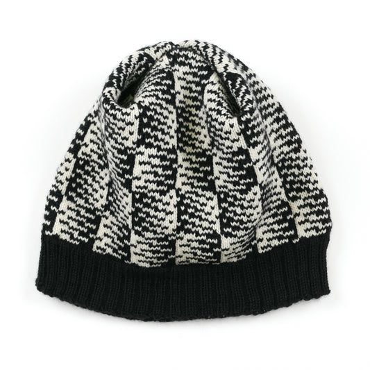 Gradient Checkerboard Hat in Black & White